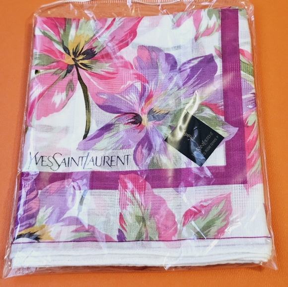 ❣️Yves Saint Laurent Hankerchief❣️ - Picture 2 of 7